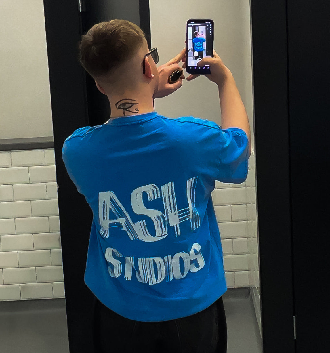 Brush - Snow Washed T-Shirt (Light Blue)